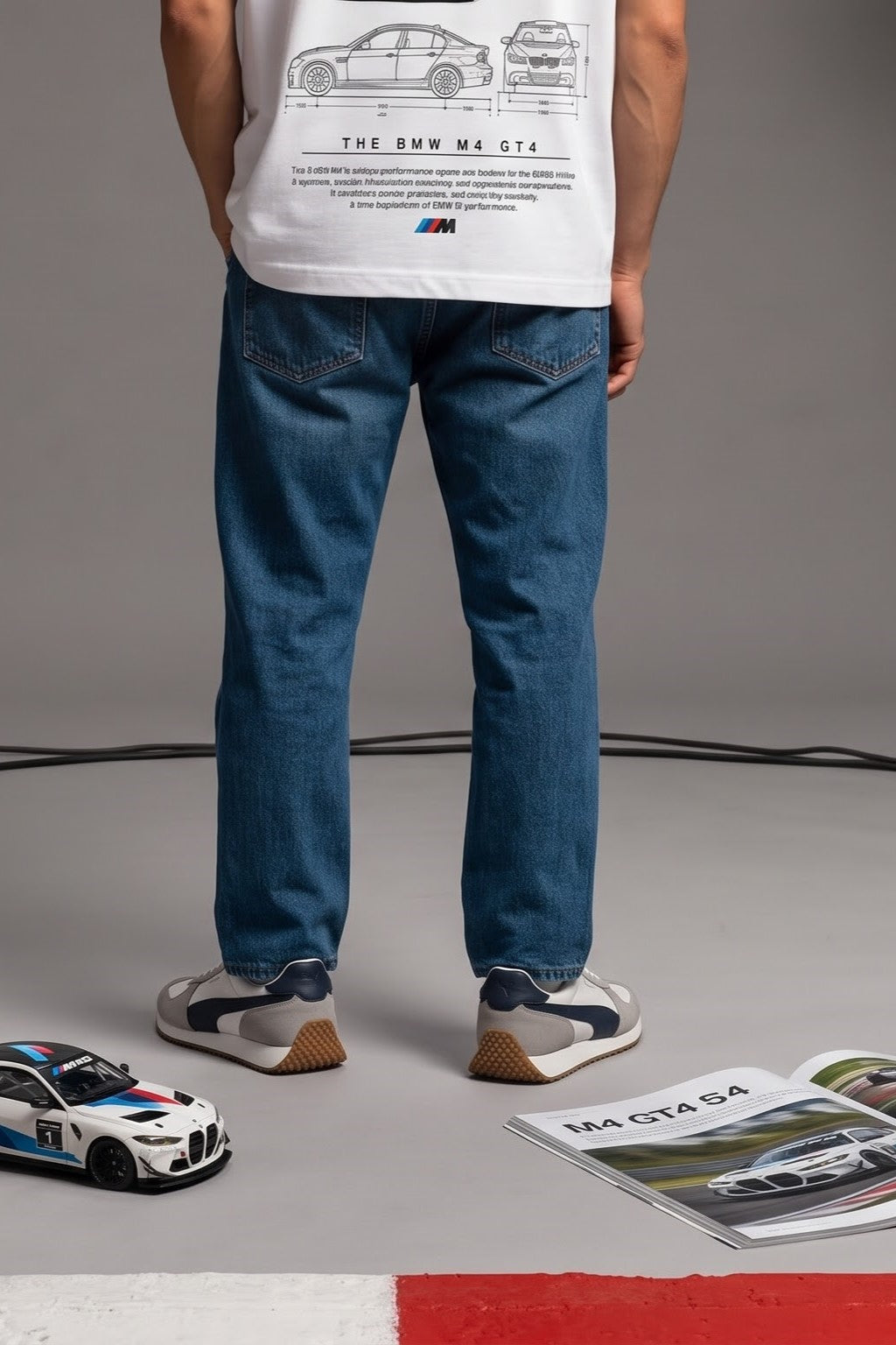 M4 PERFORMANCE OVERSIZED T-SHIRT