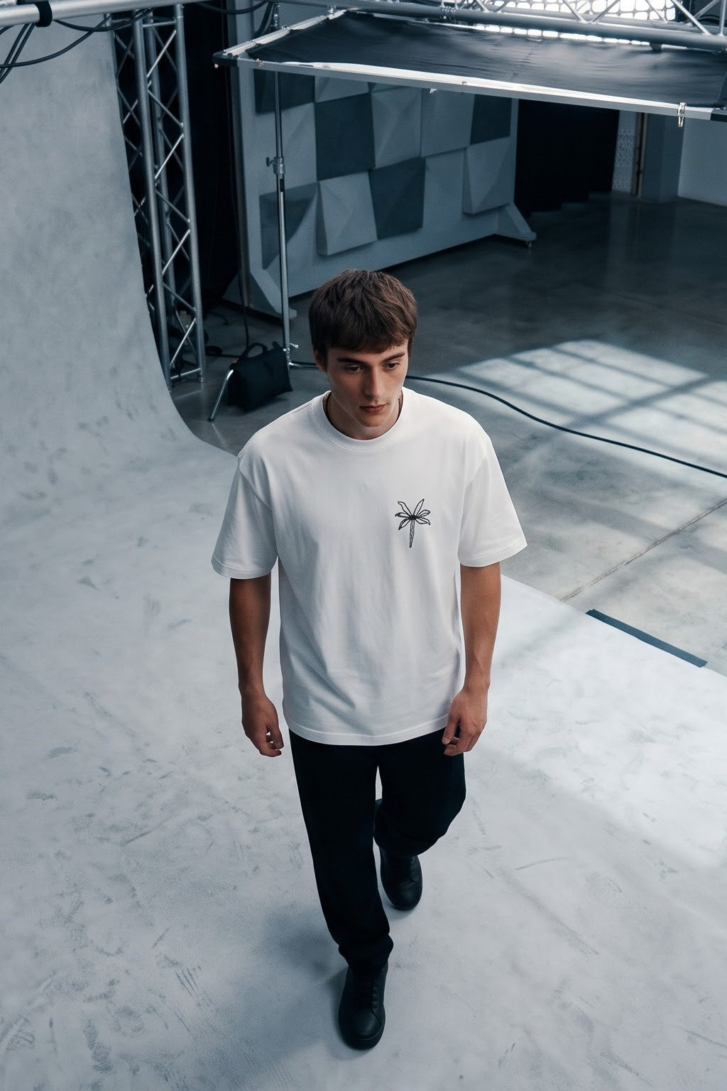 ANYWHERE OVERSIZED T-SHIRT