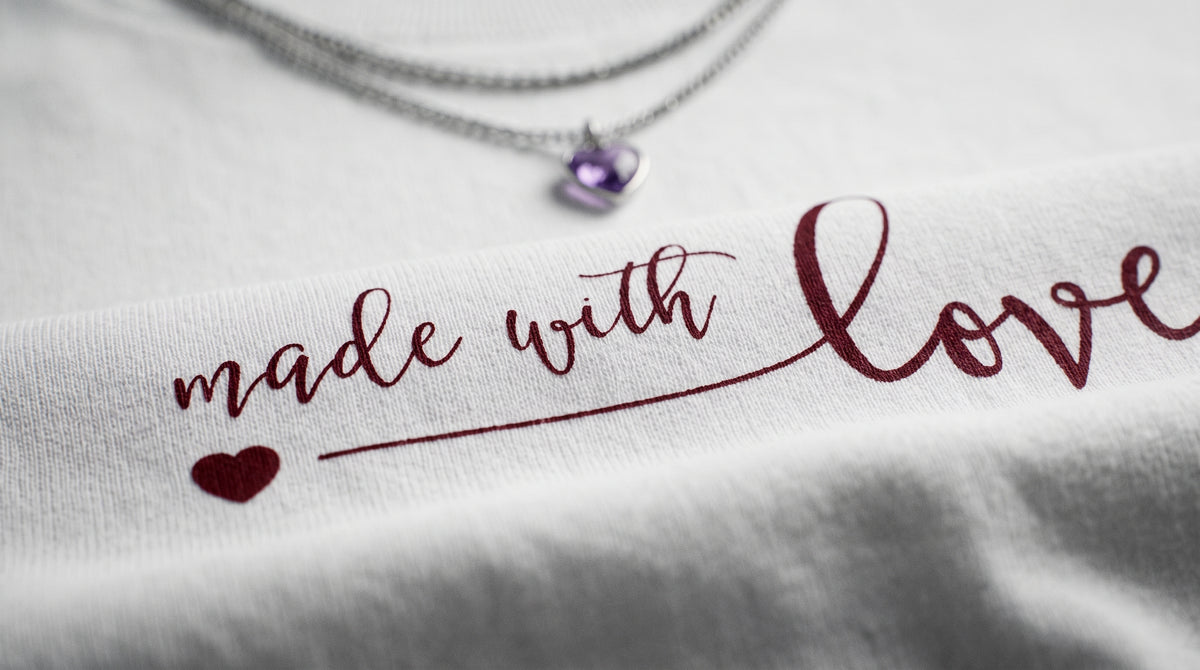 MADE WITH LOVE OVERSIZED T-SHIRT